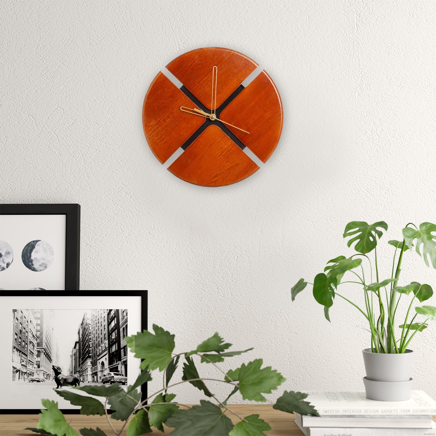 Quarters - Wall Clock